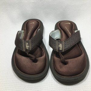 Nike Thong Sandals Kids Size W5 Brown Cushioned Flip Flop Style